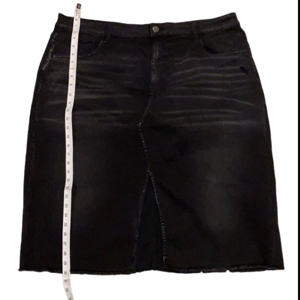 Dark Wash Denim Skirt